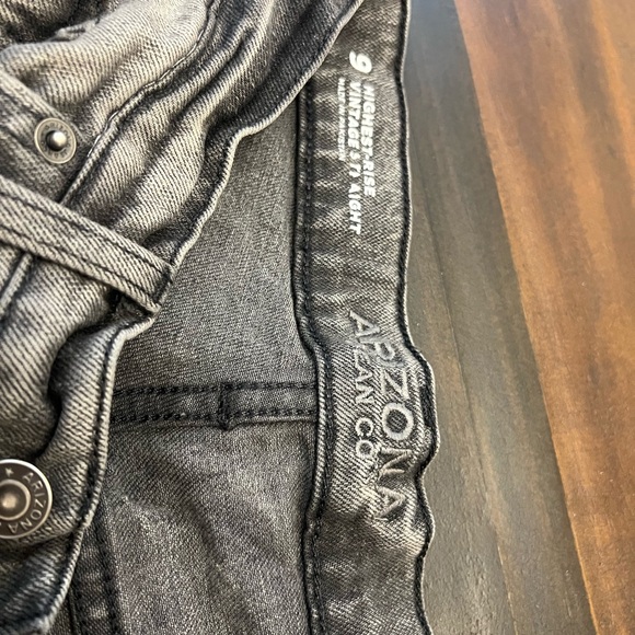 Gray High Rise Jeans - Picture 4 of 4